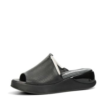 ETIMEĒ women&#039;s leather slippers - black