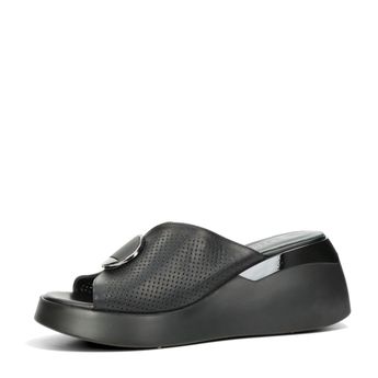 ETIMEĒ women's stylish slippers - black