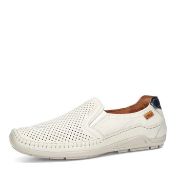 Pikolinos men´s leather perforated moccasins - beige