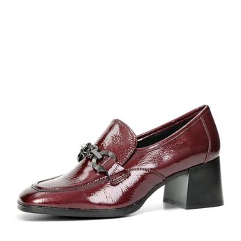 Regarde le ciel women's lacquered low shoes - burgundy